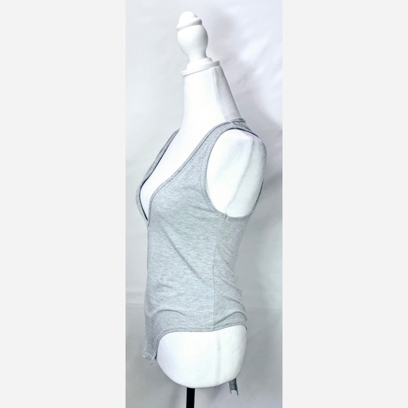 Size 6 PRETTYLITTLETHING Grey Bodysuit - Picture 5 of 5